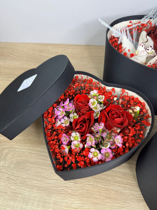 Flower box a cuore color nera