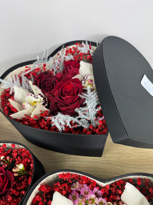 Flower box a cuore color nera